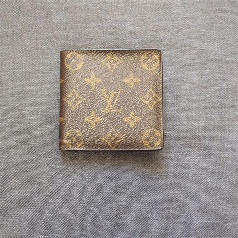 wallet repair louis vuitton|louis vuitton customer service.